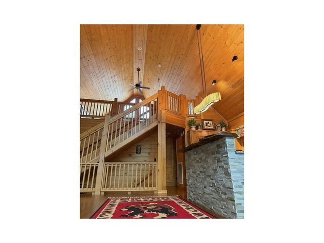 85 Hunter Drive, Talking Rock, GA 30175