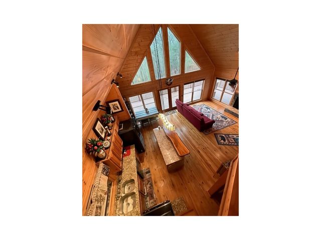 85 Hunter Drive, Talking Rock, GA 30175