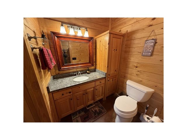 85 Hunter Drive, Talking Rock, GA 30175