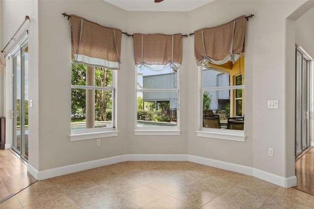 5554 PALM LAKE CIRCLE, Orlando, FL 32819