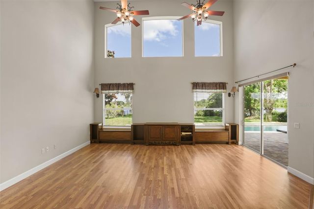 5554 PALM LAKE CIRCLE, Orlando, FL 32819