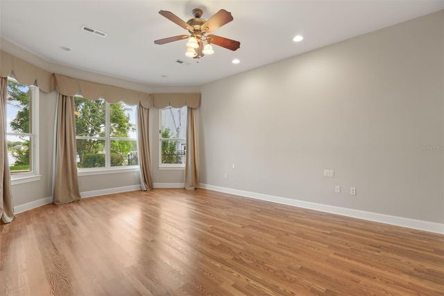 5554 PALM LAKE CIRCLE, Orlando, FL 32819