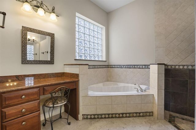 5554 PALM LAKE CIRCLE, Orlando, FL 32819