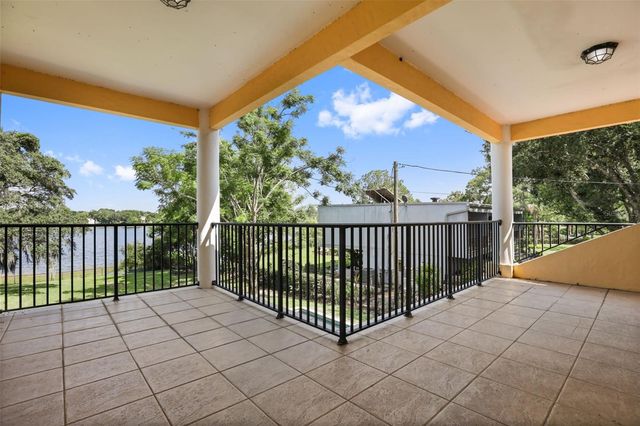 5554 PALM LAKE CIRCLE, Orlando, FL 32819