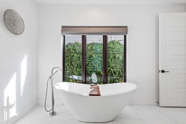 206 Denton Street E, Argyle, TX 76226