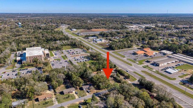 3981 Avalon Blvd, Milton, FL 32583