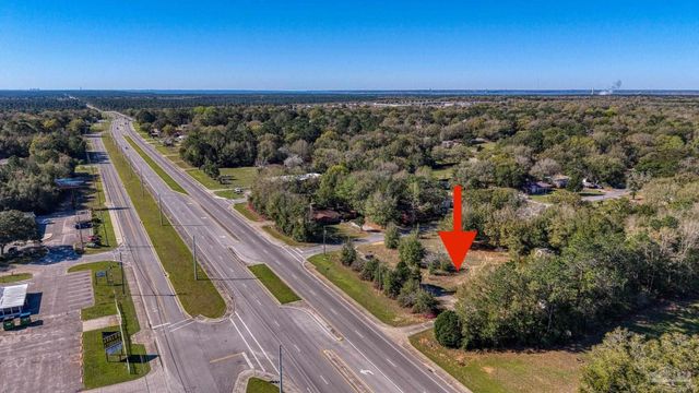 3981 Avalon Blvd, Milton, FL 32583
