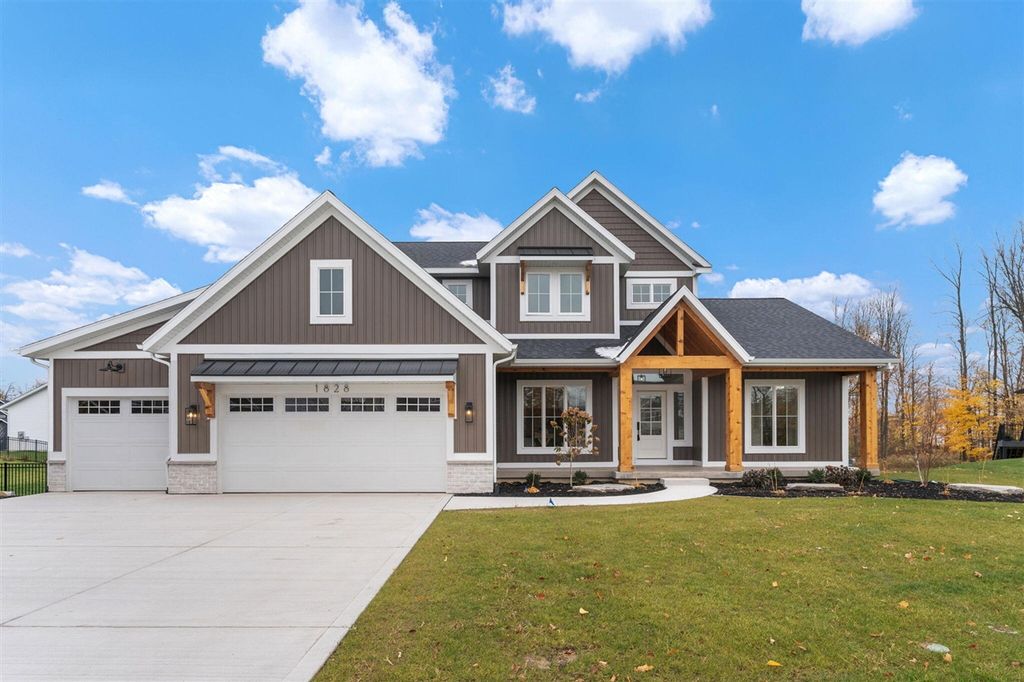 1828 Gloryfield Drive, Byron Center, MI 49315