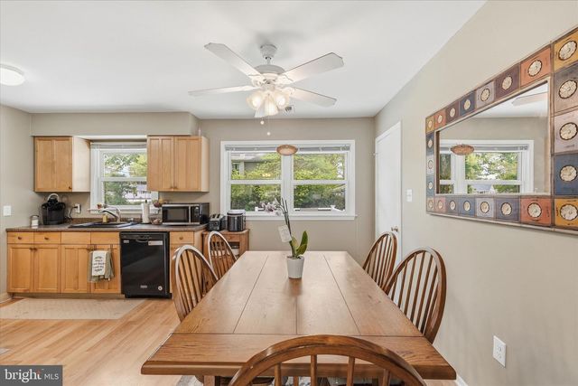 402 CEDAR DR, Lanoka Harbor, NJ 08734