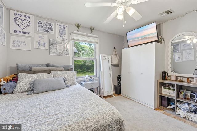 402 CEDAR DR, Lanoka Harbor, NJ 08734