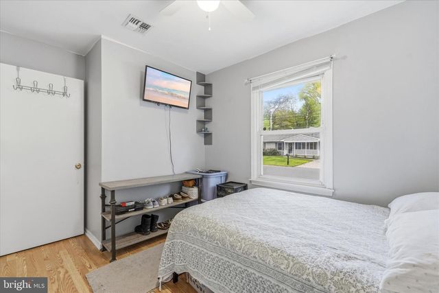 402 CEDAR DR, Lanoka Harbor, NJ 08734