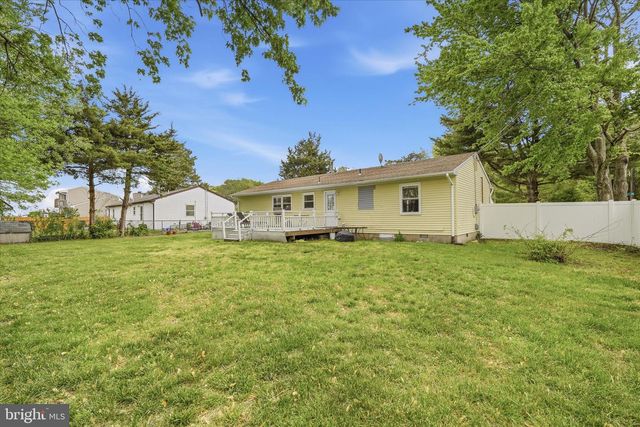 402 CEDAR DR, Lanoka Harbor, NJ 08734