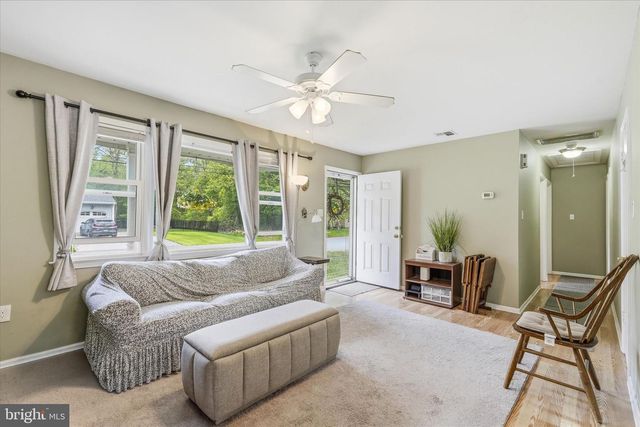 402 CEDAR DR, Lanoka Harbor, NJ 08734