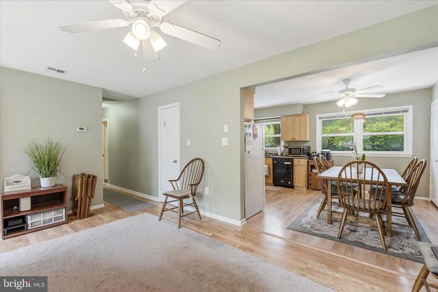 402 CEDAR DR, Lanoka Harbor, NJ 08734