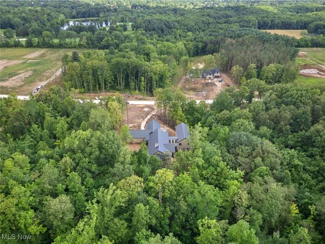 2324 Hard Rock Way, Hinckley, OH 44233