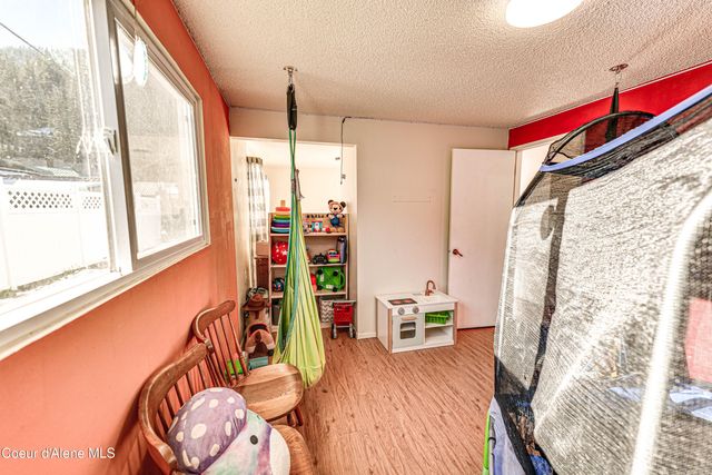 214 Cypress St, Wallace, ID 83873