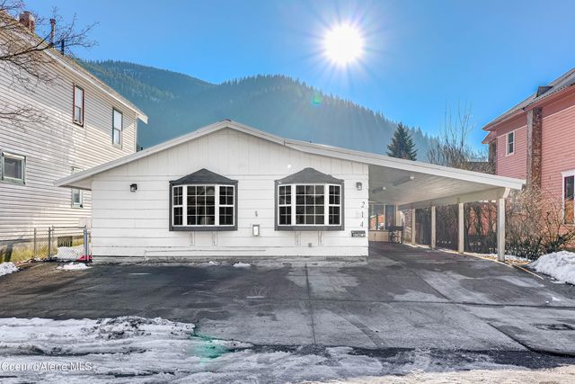 214 Cypress St, Wallace, ID 83873