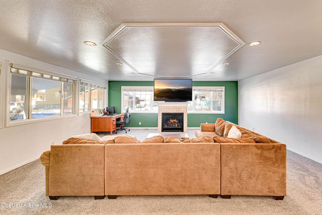 214 Cypress St, Wallace, ID 83873