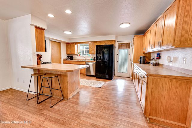 214 Cypress St, Wallace, ID 83873