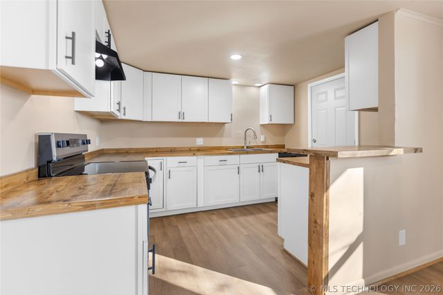 1408 E 1st Street, Okmulgee, OK 74447