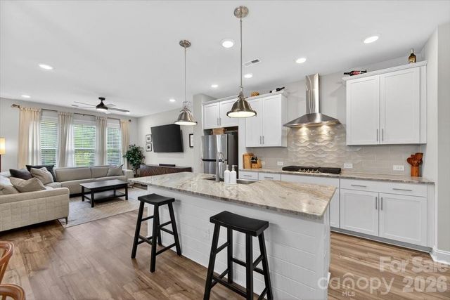 1136 Drummond Avenue, Charlotte, NC 28205