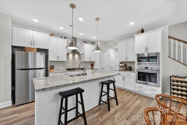 1136 Drummond Avenue, Charlotte, NC 28205