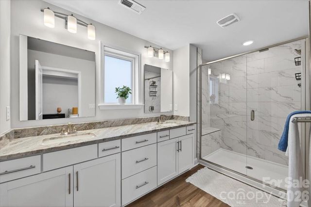 1136 Drummond Avenue, Charlotte, NC 28205