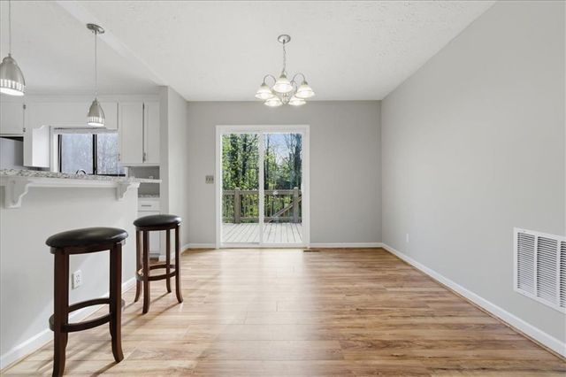 107 Spring Way, Woodstock, GA 30189