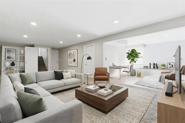 107 Spring Way, Woodstock, GA 30189