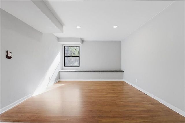 107 Spring Way, Woodstock, GA 30189