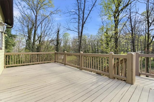 107 Spring Way, Woodstock, GA 30189