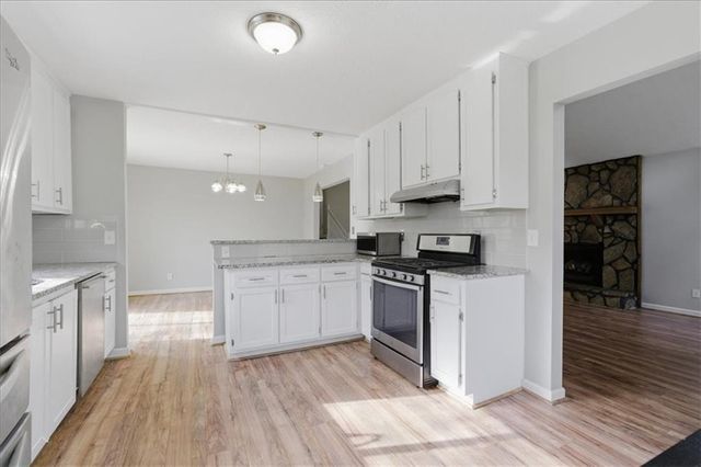 107 Spring Way, Woodstock, GA 30189