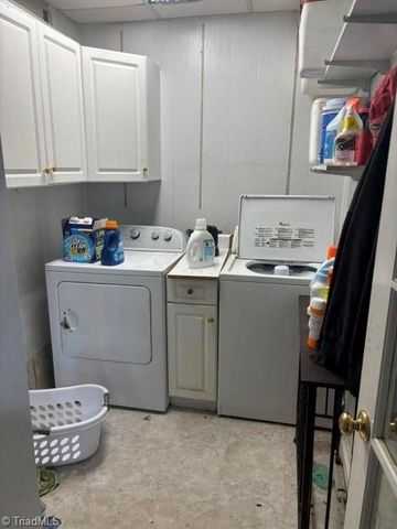 1192 N Main Street, Kernersville, NC 27284