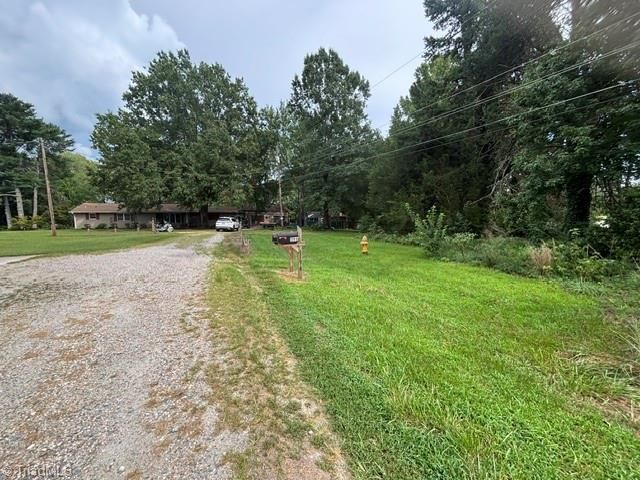 1192 N Main Street, Kernersville, NC 27284