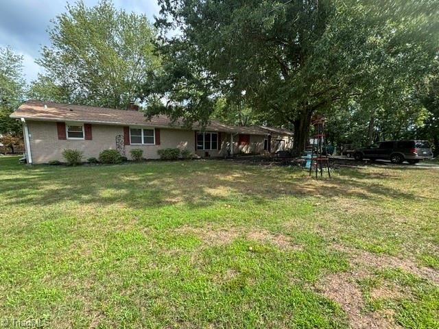 1192 N Main Street, Kernersville, NC 27284