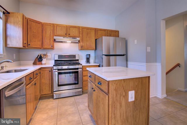 528 TULIPTREE SQ NE, Leesburg, VA 20176