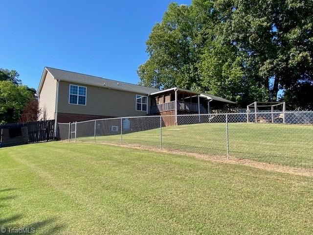 168 Underwood Drive, Thomasville, NC 27360