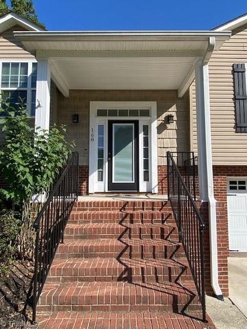 168 Underwood Drive, Thomasville, NC 27360