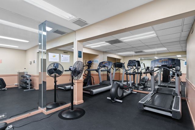 3950 N Lake Shore Drive 1706, Chicago, IL 60613