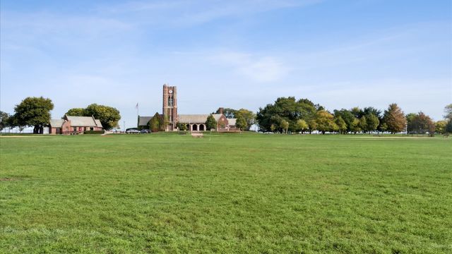 3950 N Lake Shore Drive 1706, Chicago, IL 60613