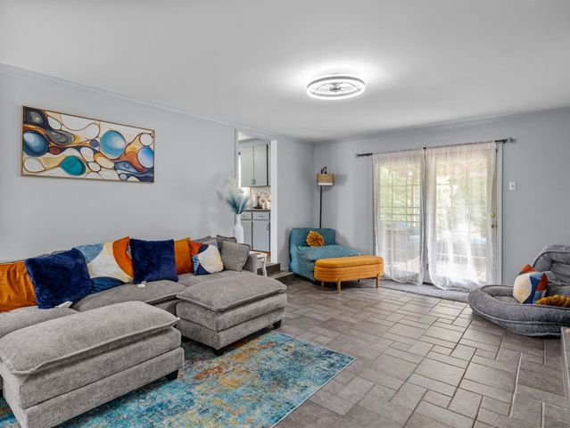 2728 Compton Bridge Road, Campobello, SC 29322