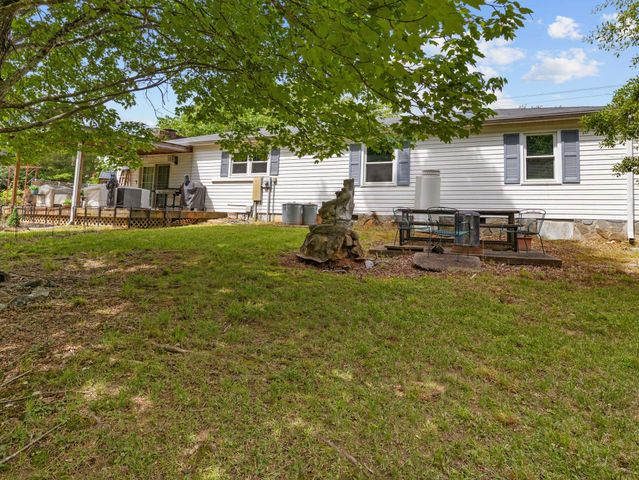2728 Compton Bridge Road, Campobello, SC 29322
