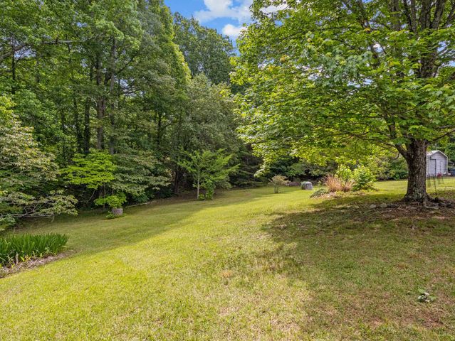 2728 Compton Bridge Road, Campobello, SC 29322