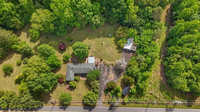 2728 Compton Bridge Road, Campobello, SC 29322