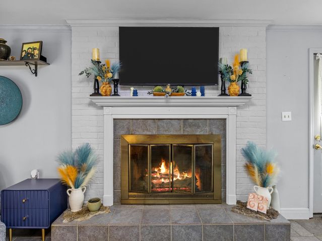 2728 Compton Bridge Road, Campobello, SC 29322