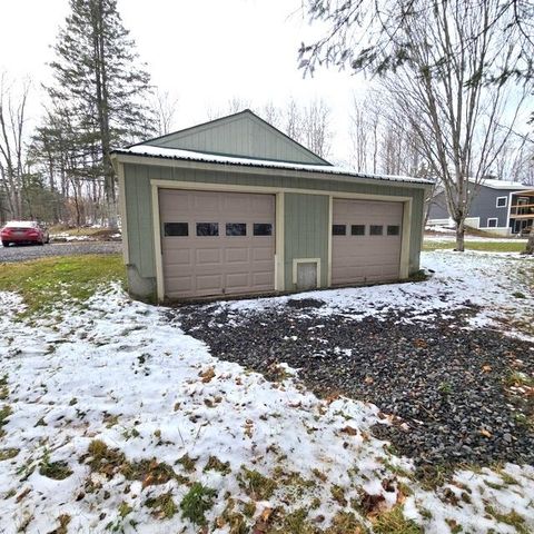 196 Hudson Drive, Wheelock, VT 05851
