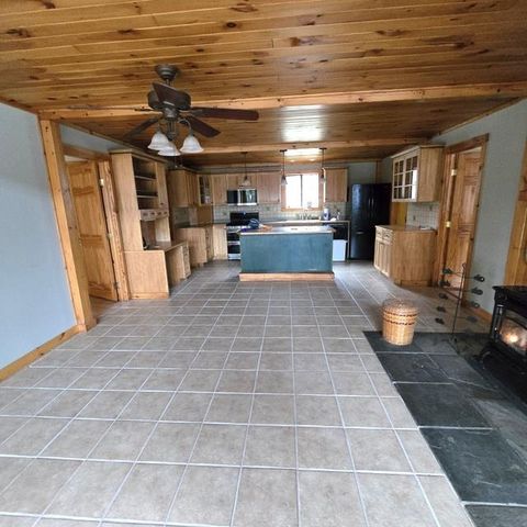 196 Hudson Drive, Wheelock, VT 05851