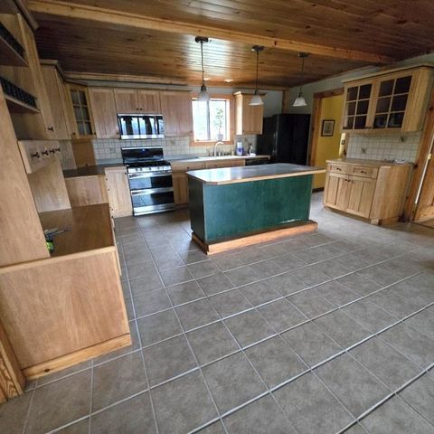 196 Hudson Drive, Wheelock, VT 05851