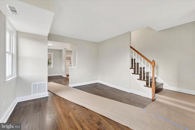 54 WILTSHIRE RD, Essex, MD 21221