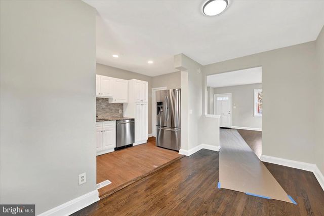 54 WILTSHIRE RD, Essex, MD 21221